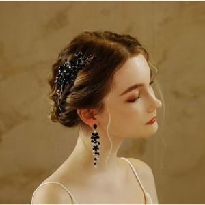 Vintage Style Rhinestone Bridal Hair Comb with Black Beads | NEW
